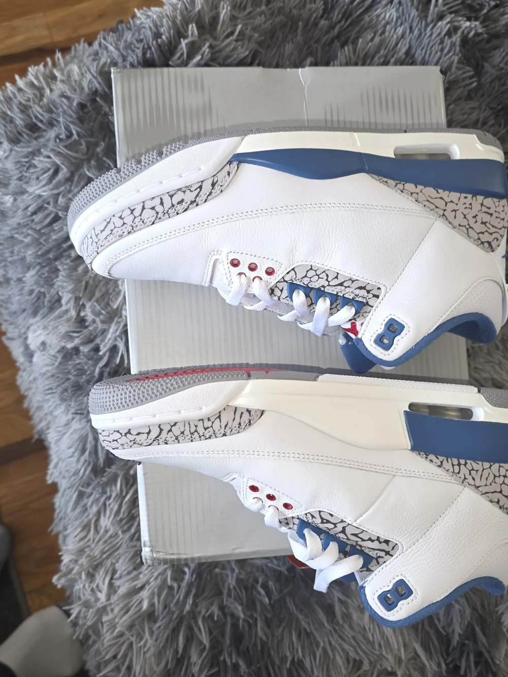 Jordan Kids White, Red & Blue Retro Sneakers